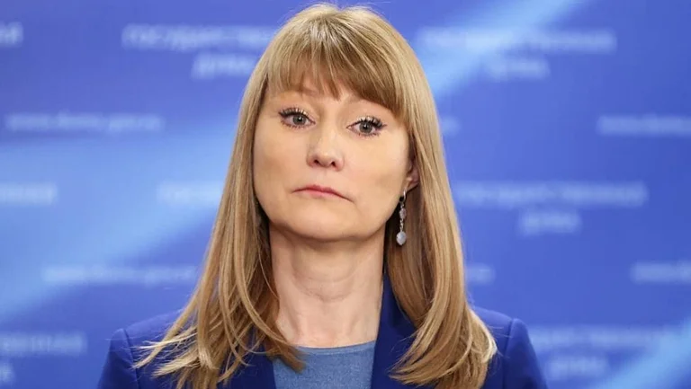 Журова раскритиковала запрет Латвии на контакты с россиянами