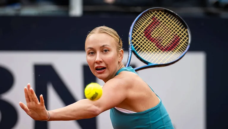 Потапова победила Радукану во втором круге Australian Open