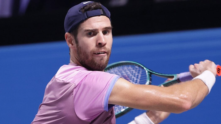 Хачанов — Куинн: россиянин разгромил соперника на «Мастерсе» в Париже