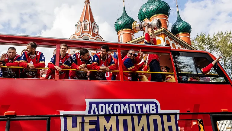 Защитник «Локомотива» поделился впечатлениями о параде чемпионов

