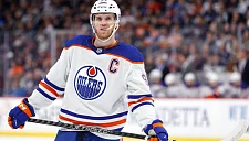 Макдэвид вышел в лидеры гонки бомбардиров плей-офф НХЛ