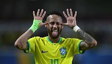 «ПСЖ» дарит Неймару футболки для детей после рождения дочери