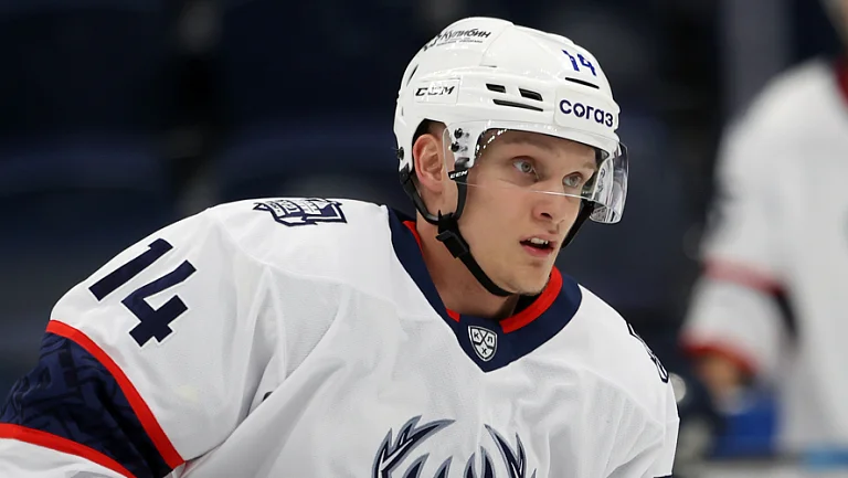 Защитник «Трактора» Глеб Иванов переходит в «АКМ»