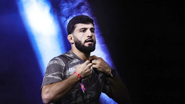 Арман Царукян выйдет в октагон 22 ноября на турнире UFC в Катаре