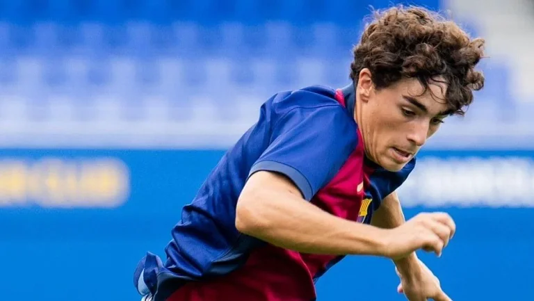 Ян Вирджили остужает слухи о своем уходе из «Барселоны» 