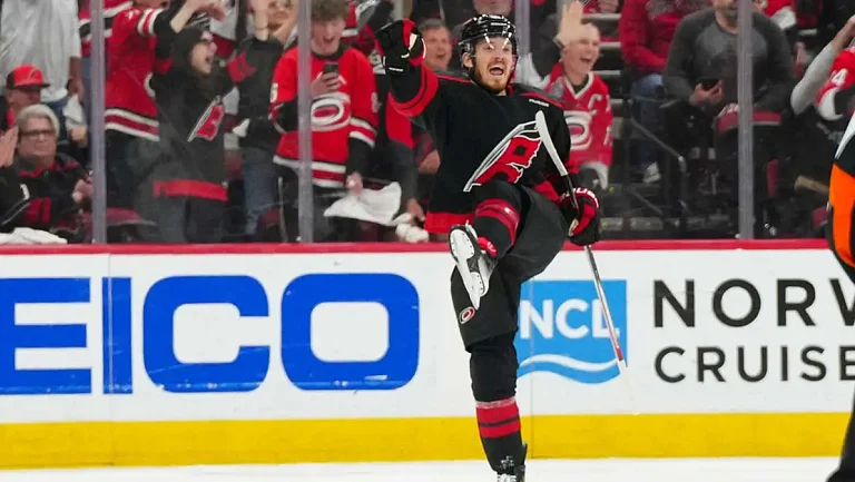 Джек Рословик не станет игроком «Ванкувер Кэнакс» 