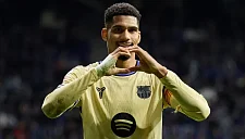 Рональд Араухо спустя месяц возобновил тренировки с «Барселоной»