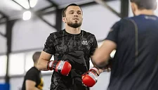 Умар Нурмагомедов снова в игре — бой в Абу-Даби уже в октябре