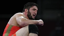 Борец Садулаев ответил на вызов американца Никала, сравнив себя с «акулой в океане»