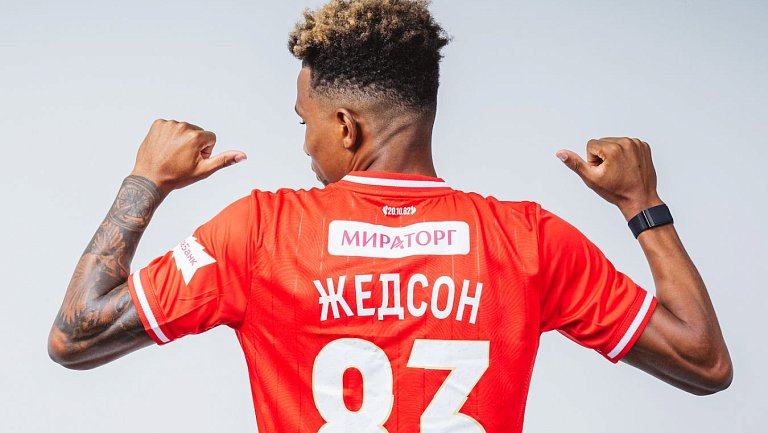 Жедсон Фернандеш заменён после первого тайма в матче «Акрон» – «Спартак»