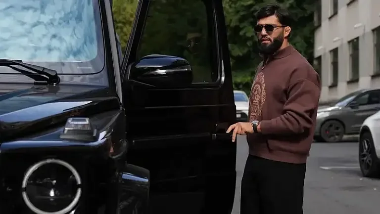 Арман Царукян раскрыл, сколько денег лежит на его счетах