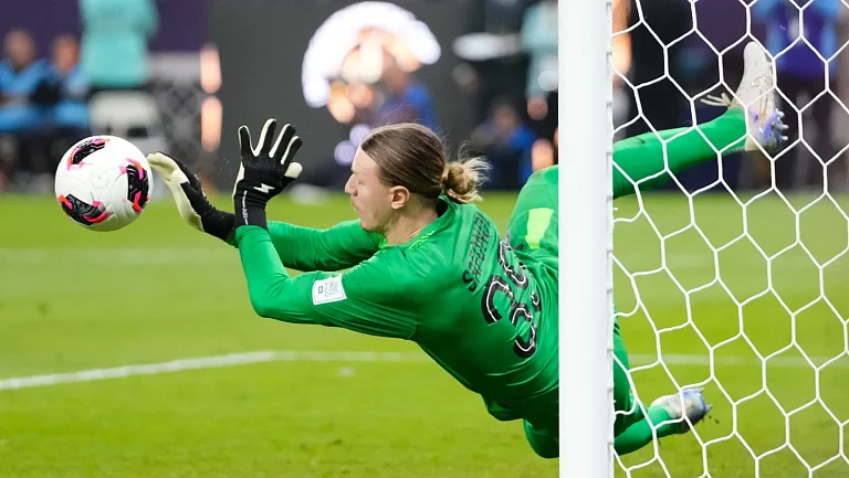 Лига 1 высказалась об игре российского вратаря ПСЖ Сафонова