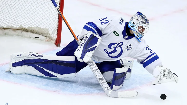 «Салават Юлаев» подписал вратаря Илью Коновалова