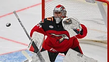 Вратарь «Авангарда» Серебряков прокомментировал возможность перехода в НХЛ