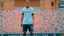 «Болонья» представила новый второй комплект на сезон 2025/26