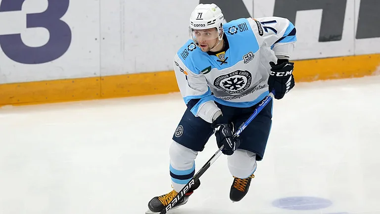 «Сибирь» расторгла контракт с форвардом Владимиром Бутузовым