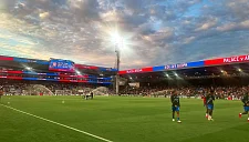 Футбольная ассоциация расследует инцидент с оскорбительным баннером «Пэлас»