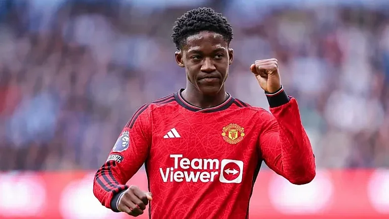 Майну хочет покинуть «Манчестер Юнайтед»