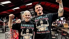 Отец Тома Аспиналла о бое с Джоном Джонсом: Всё на грани срыва