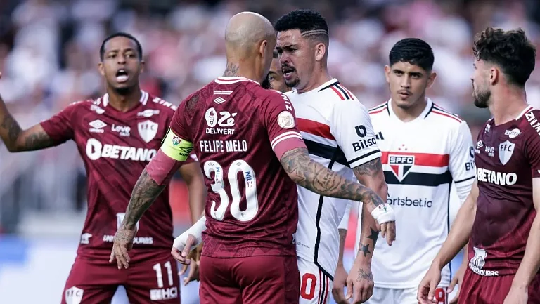 «Сан-Паулу» обыграл «Флуминенсе» на чемпионате Бразилии