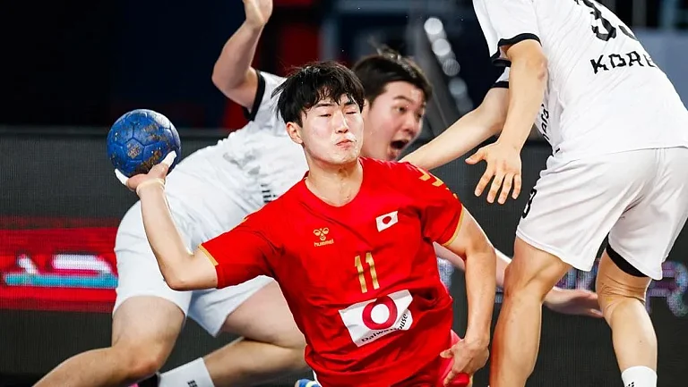 Сборные Испании, Исландии, Японии, Египта и Сербии прошли в основной этап