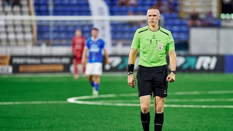 Футболист напал на арбитра после матча в Подмосковье