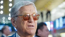 Легендарный биатлонист Тихонов хочет заявить, что в России нет ничего лучшего в мире