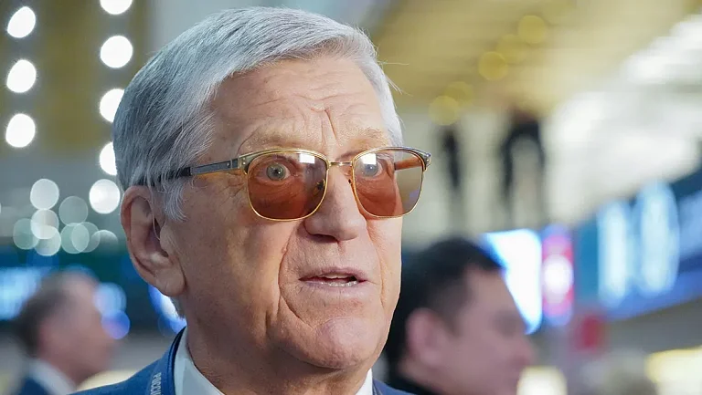 Легендарный биатлонист Тихонов хочет заявить, что в России нет ничего лучшего в мире