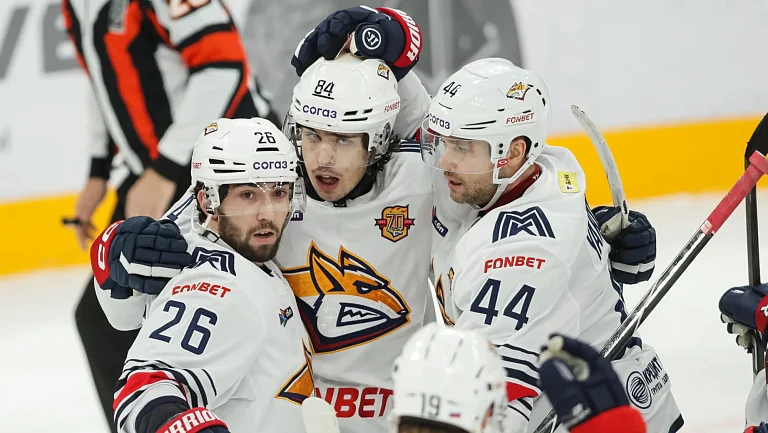 Кузнецов провёл менее 3 минут в победном матче «Металлурга» в КХЛ