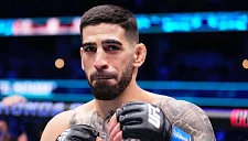 Топурия обещает нокаутировать Оливейру в первом раунде UFC 317