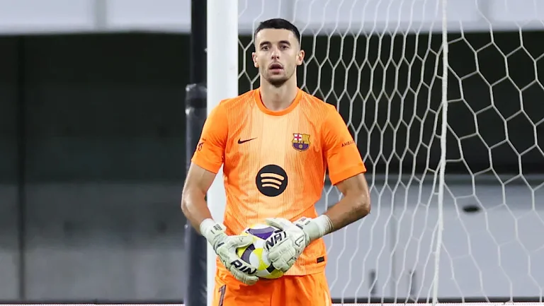 Гарсия дебютирует в «Барсе» под №1