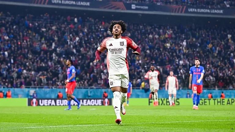 Фофана: «Моя цель — развиваться в «Лионе», а не переходить в «Ливерпуль» или «Челси»