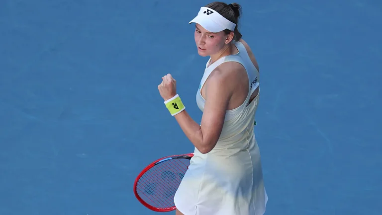 Рыбакина хочет поддержать переход российских теннисисток под узбекистанский флаг