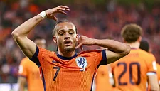 «Челси» готов устроить охоту за Симонсом этим летом