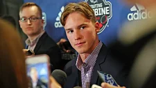 Андрея Свечникова признали первой звездой матча «Каролина» — «Детройт»