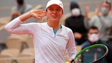 Швёнтек мстит Эале: будет ли разгром на мадридском грунте?