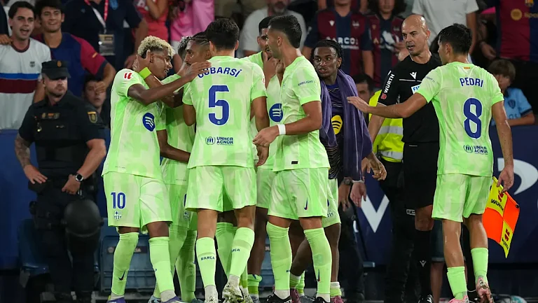 Защитник «Барселоны» Форт может уйти в аренду