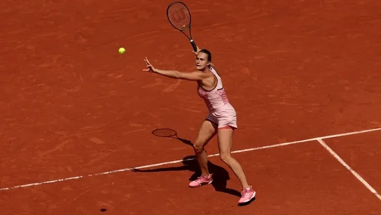 Соболенко выразила недовольство в адрес своей команды в полуфинале с Швёнтек