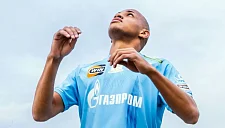 Джон Джон хочет поделиться первыми впечатлениями после перехода в «Зенит»