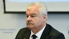 Плющёв ответил Фетисову: Нужно разобраться, кто на самом деле предаёт страну