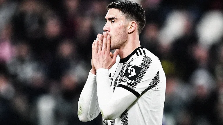 «Милан» готов предложить несколько игроков в обмен на Влаховича