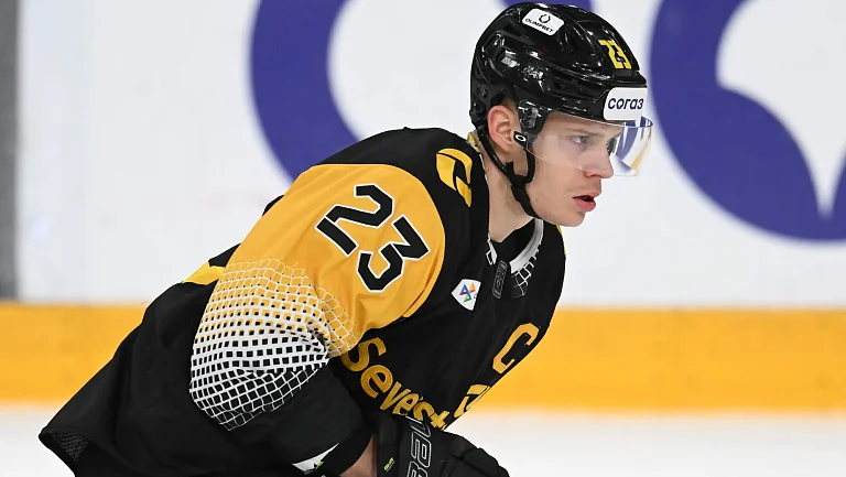 Капитан «Северстали» Адам Лишка примет участие в ОИ-2026 в Милане