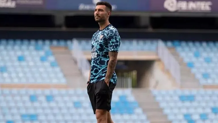 Алекс Пастор перенес операцию на правом колене