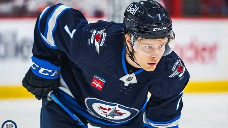 «Виннипег» Владислава Наместникова на выезде уступил «Анахайму» в НХЛ