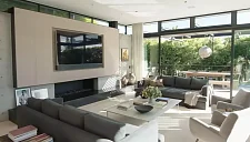 Лука Дончич купил бывший дом Марии Шараповой за $25 млн