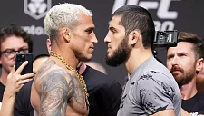 Почему Ислам Махачев отказался от боя с Топурией и сменил весовую категорию