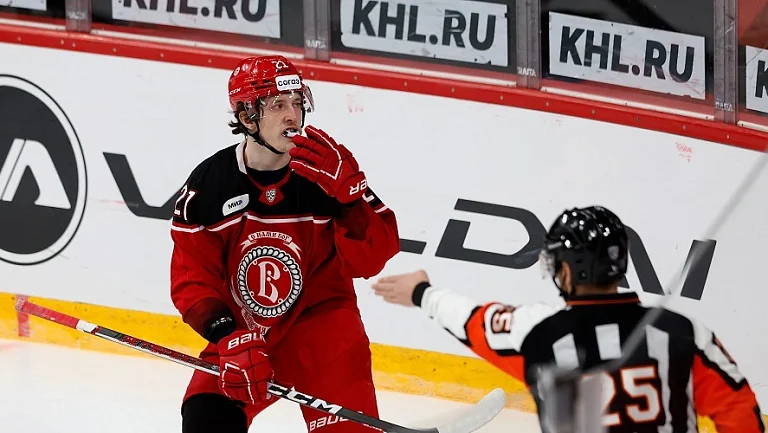 Нападающий Иван Савчик стал игроком «Лады»