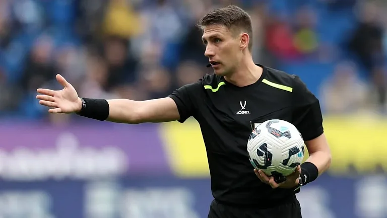 РФС утвердила судейскую бригаду на матч «Локомотив» — «Краснодар»