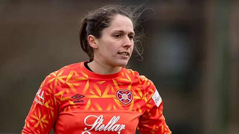 «Шеффилд Юнайтед» подписал вратаря Шарлотту Паркер-Смит