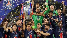 «Пари Сен-Жермен» впервые в истории оформил «золотой хет-трик»